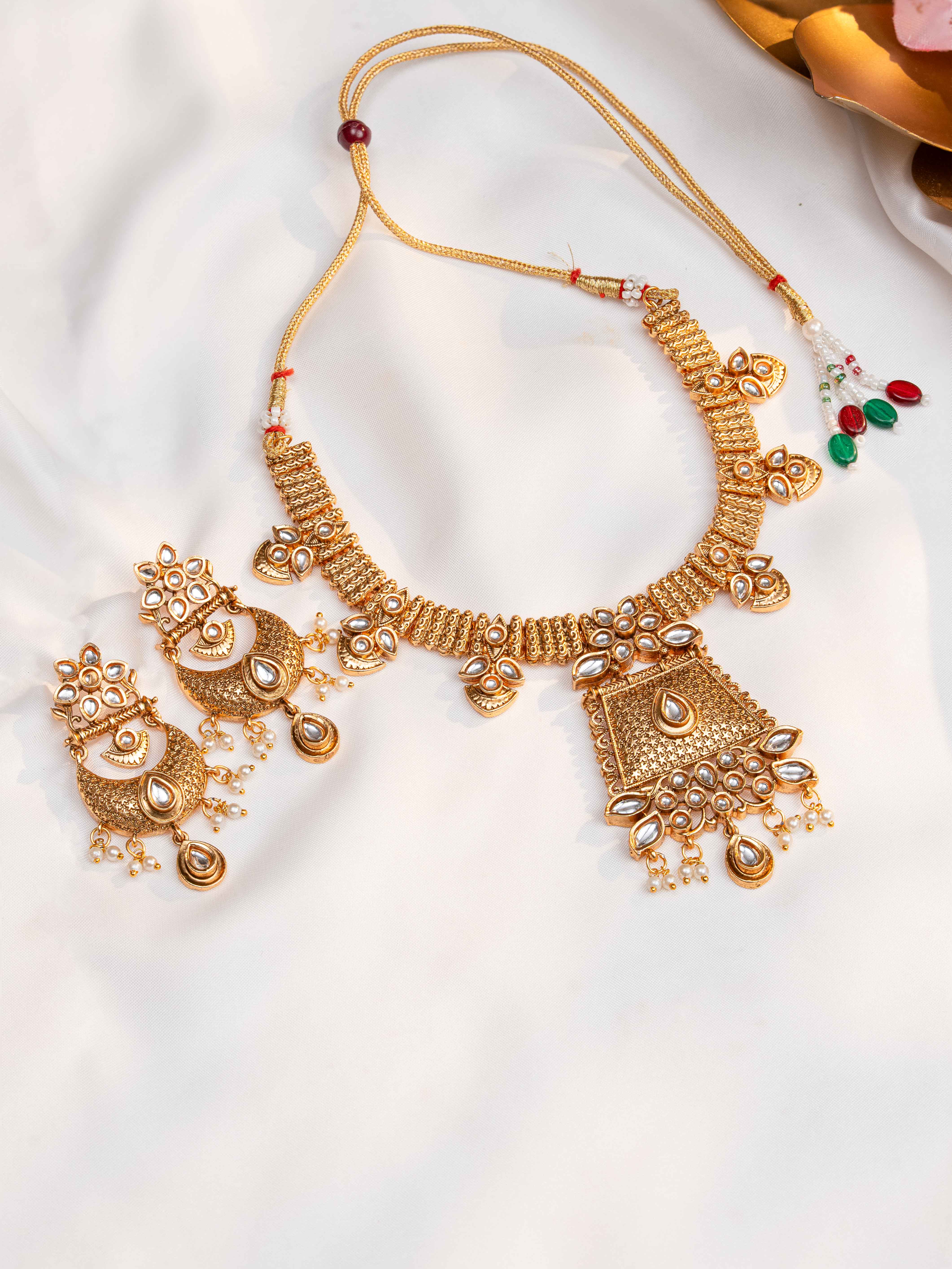 Radha Rani Necklace Set