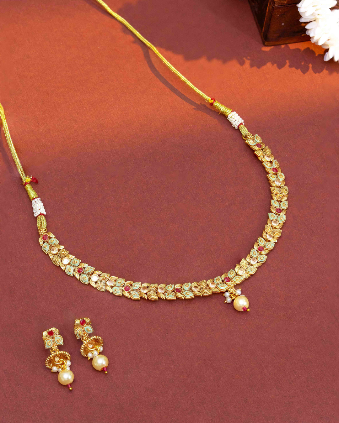Saanvi Necklace Set