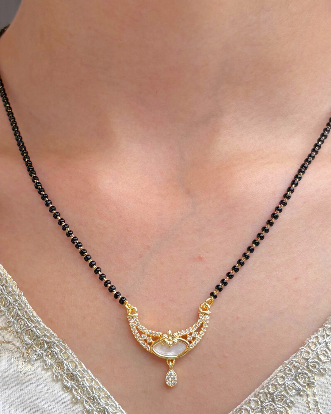 Noorvi Mangalsutra