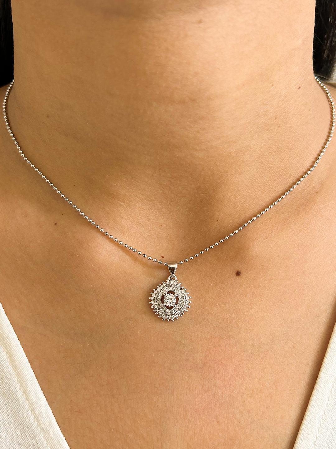 Clover Leaf Pendant - Zeraki Jewels