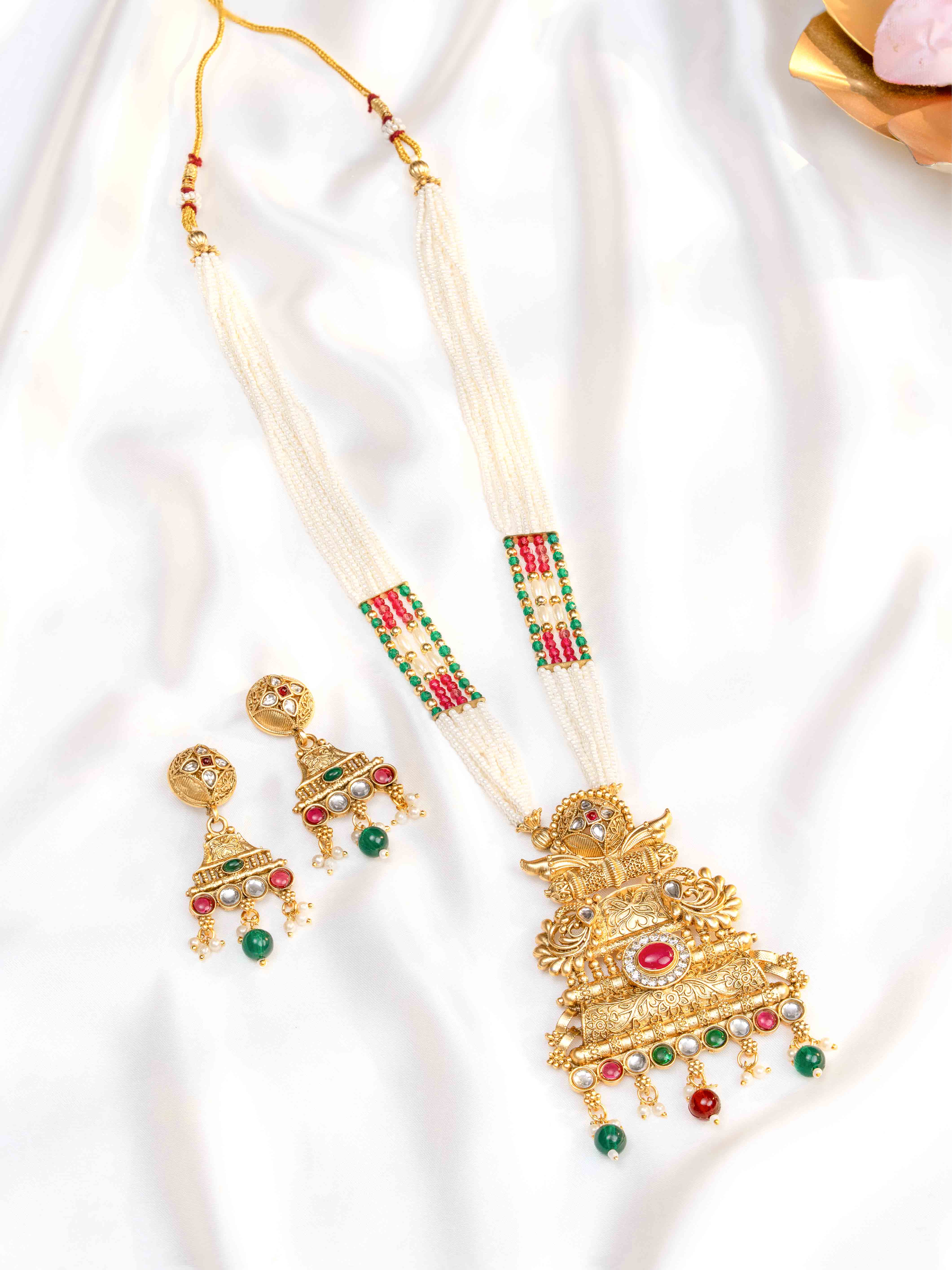 Bhakti Necklace Set