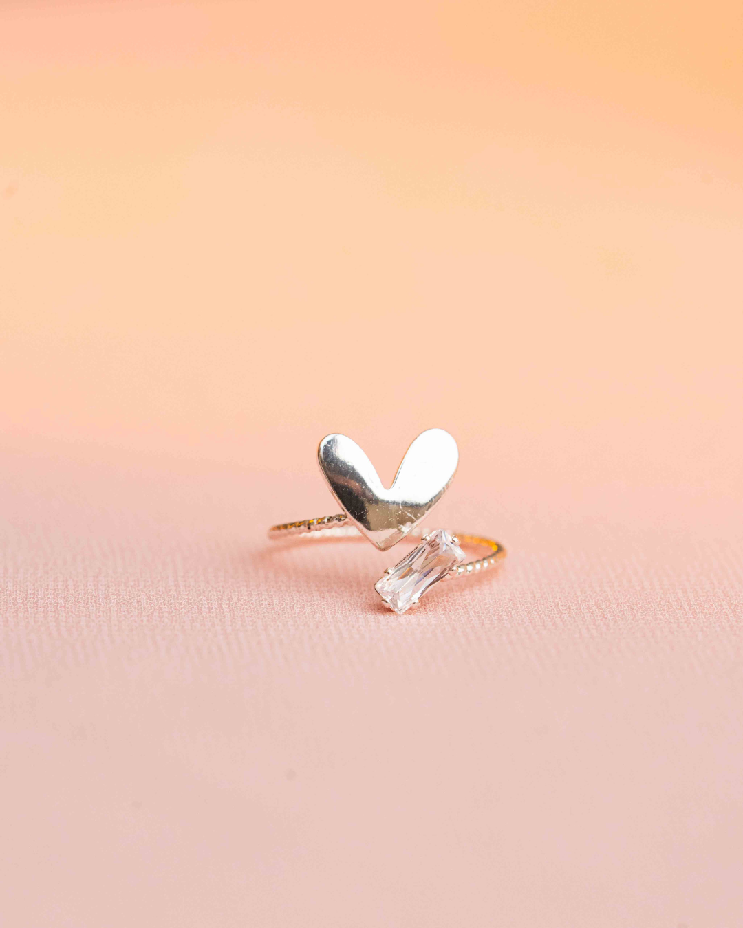 Amora One Adjustable Ring