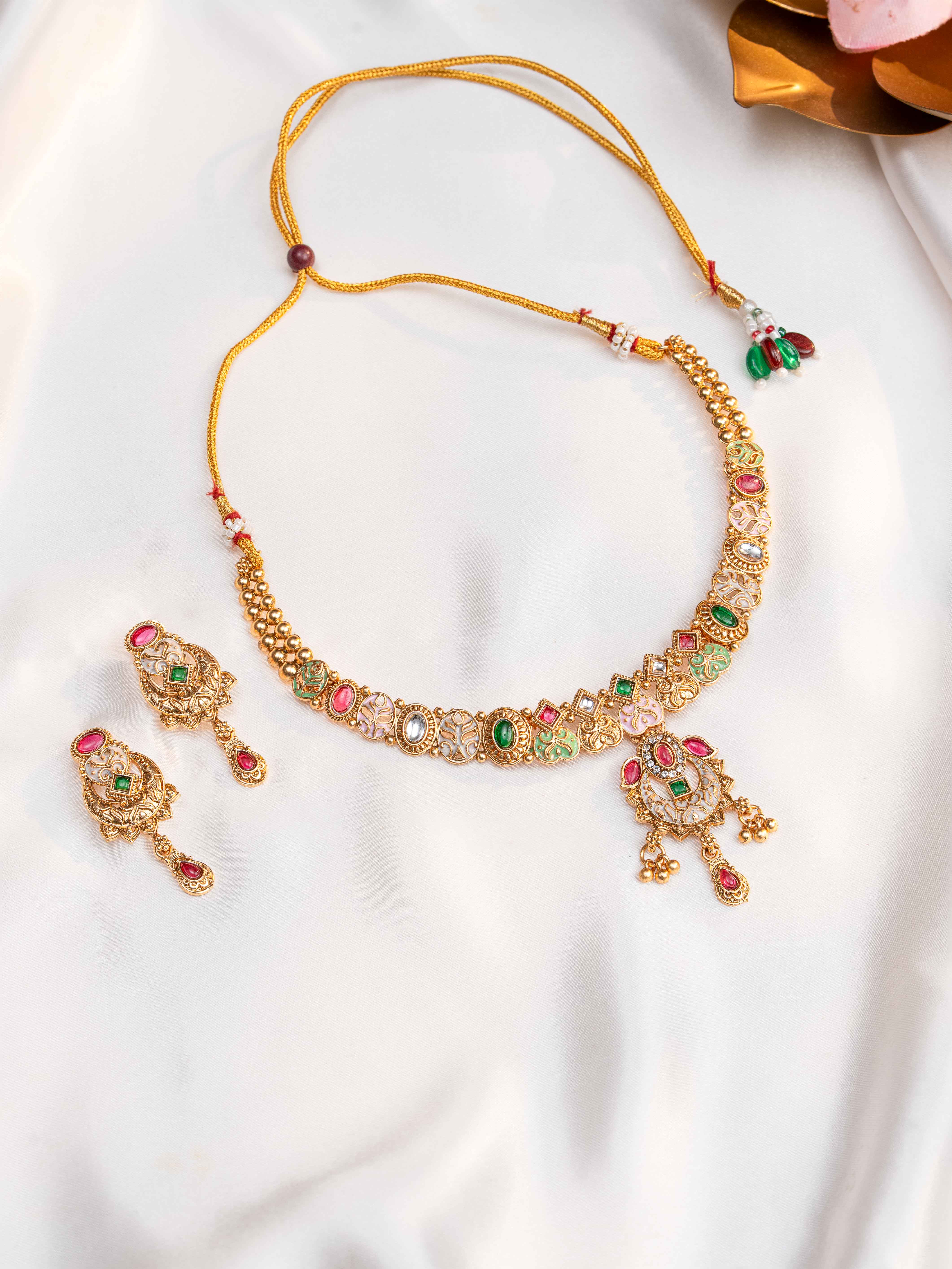Ishvaya necklace set