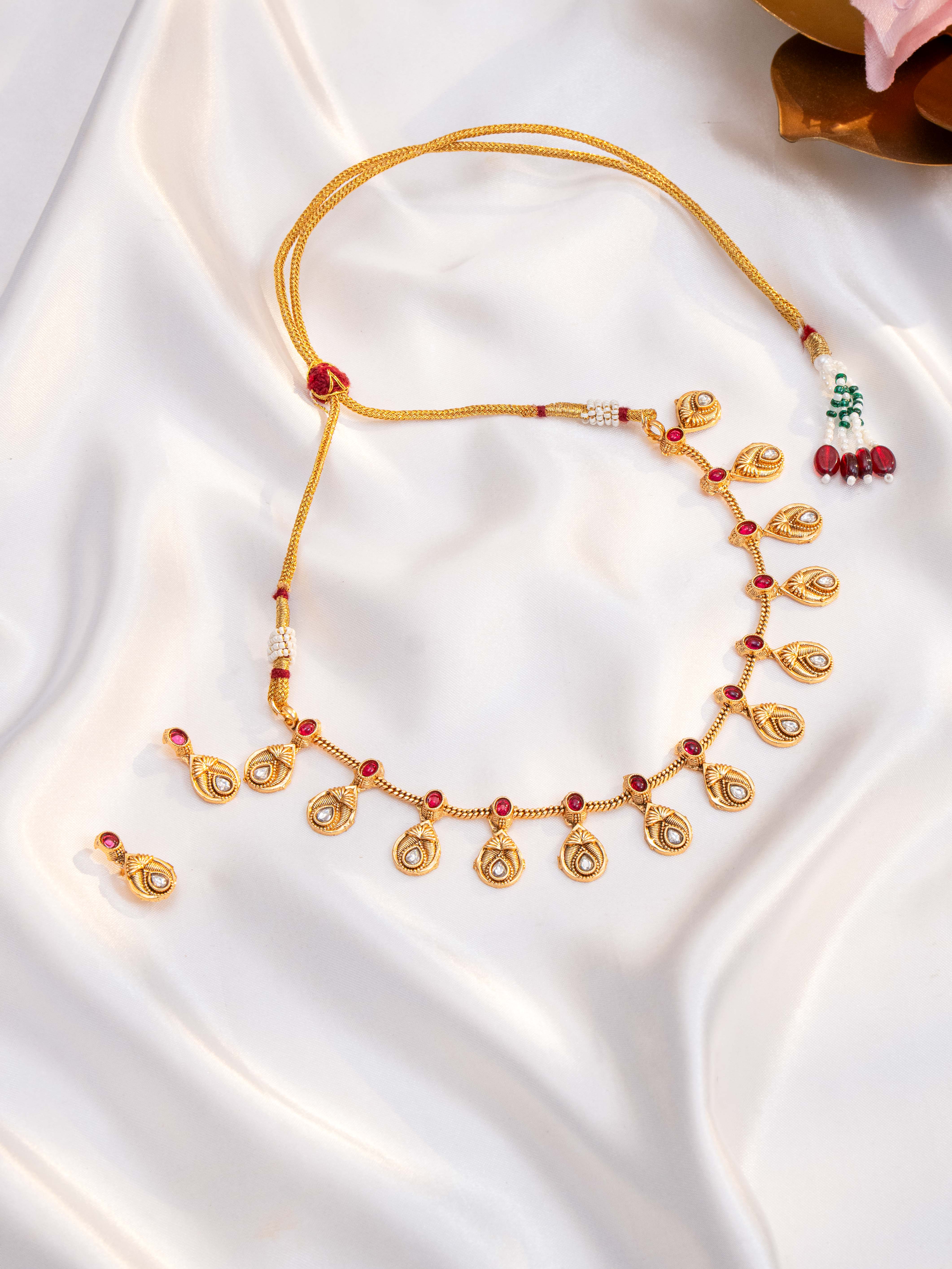 Kanika Necklace Set