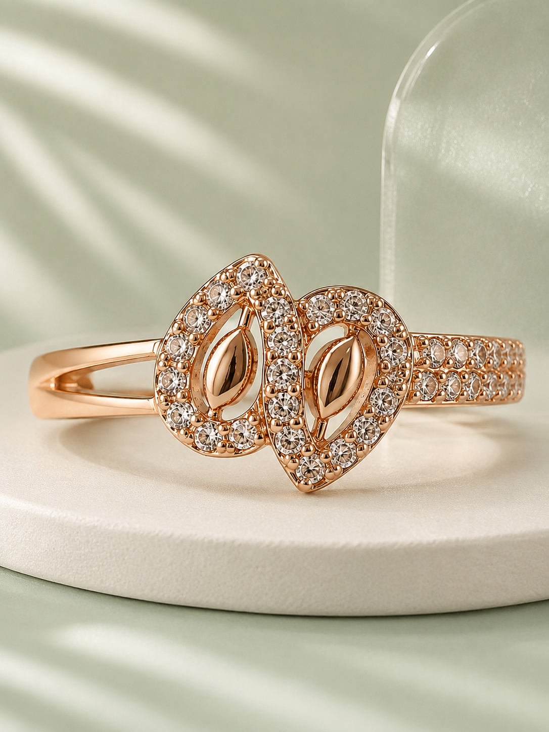Nia Adjustable Ring