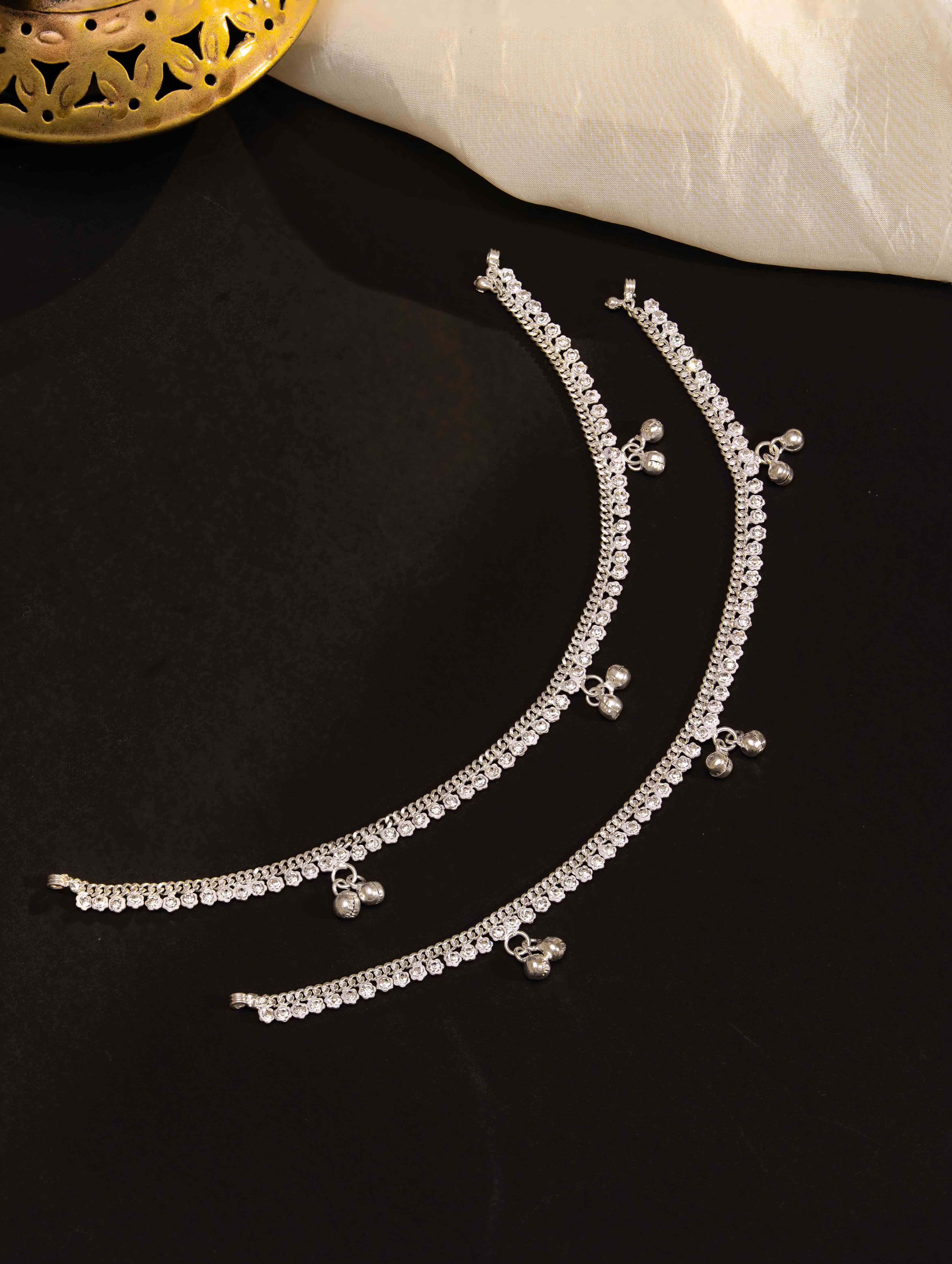 Aarya silver Payal (set of 2)