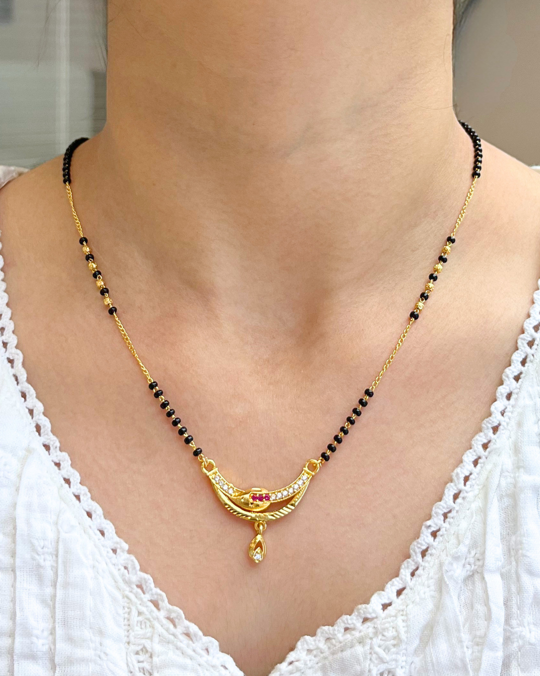 Adhira Mangalsutra