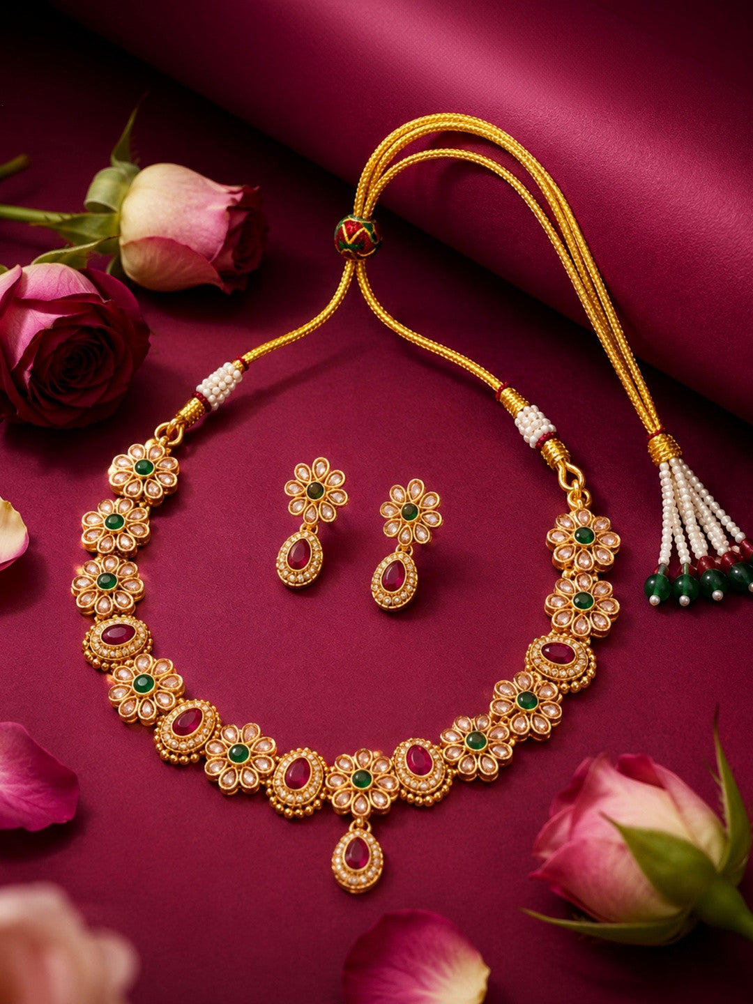 Hansika Necklace Set
