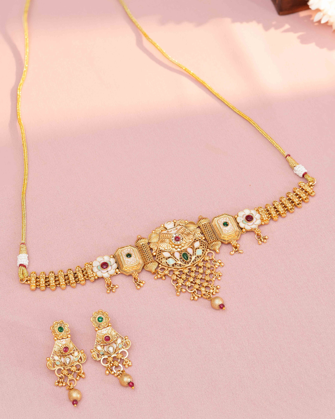 Gayatri Necklace Set