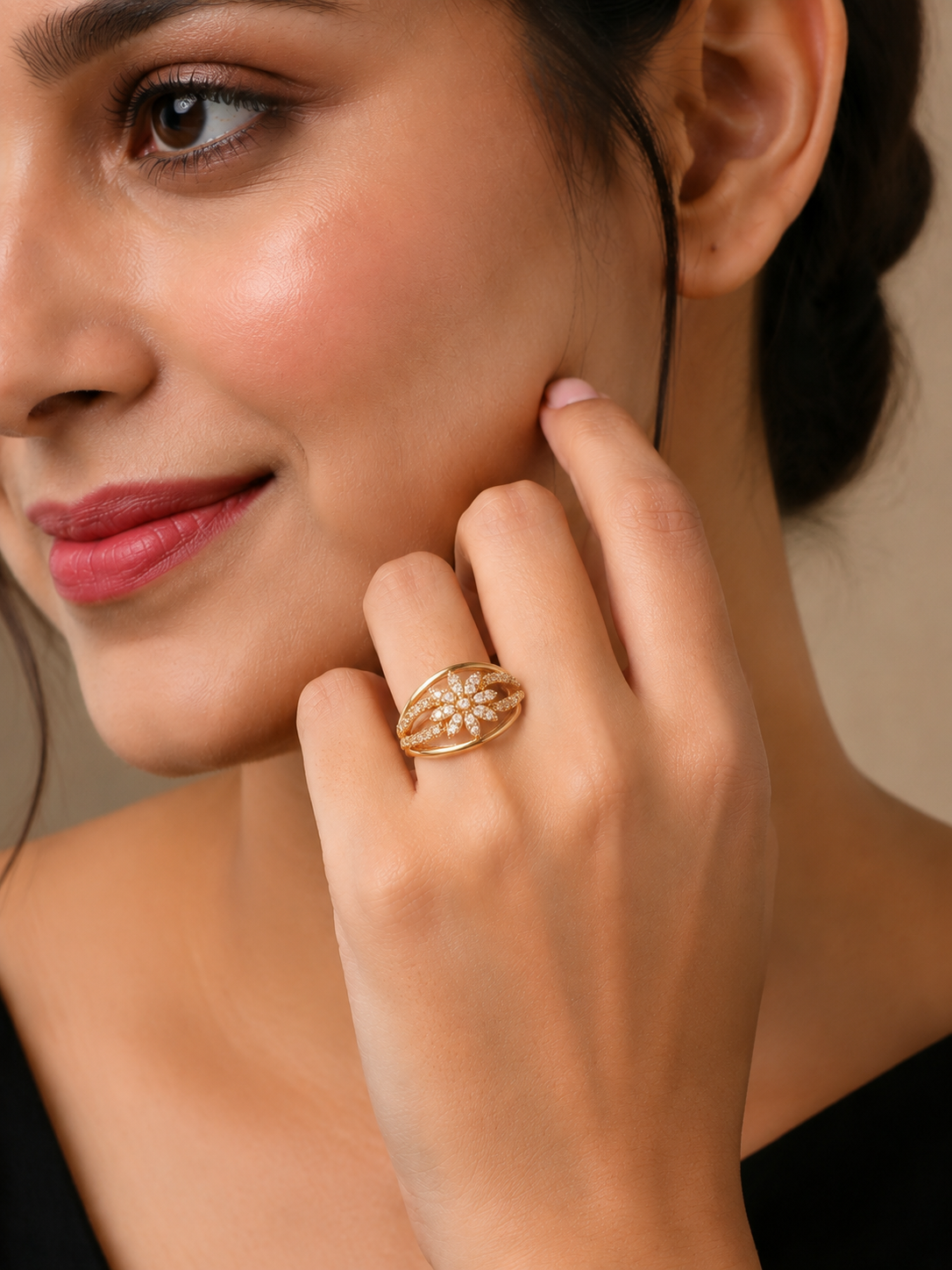 Akira Adjustable Ring