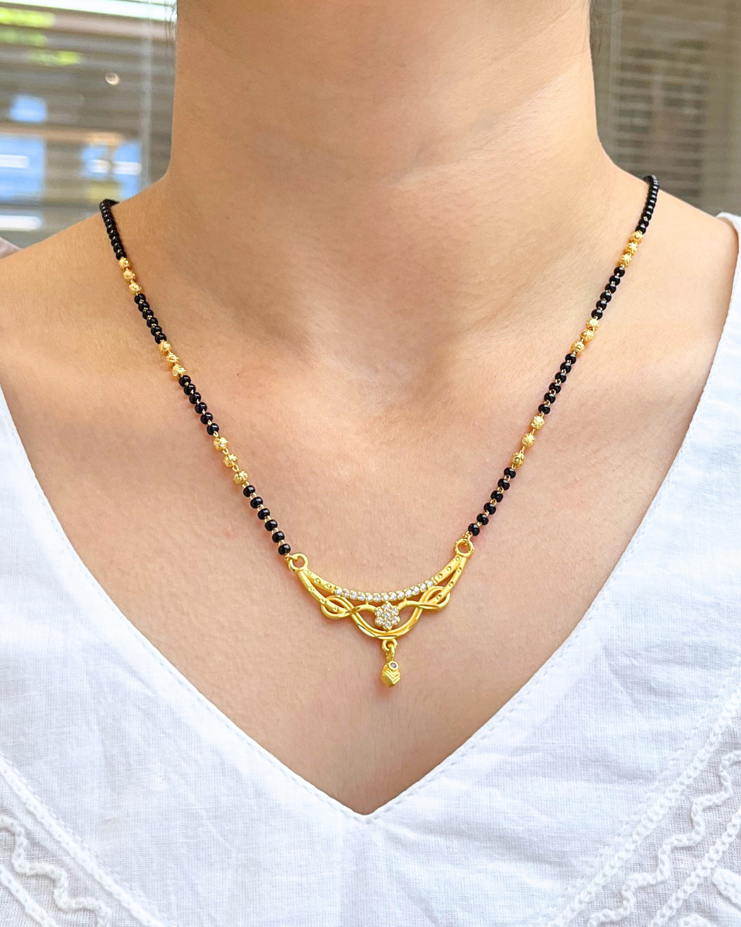 Alina Mangalsutra