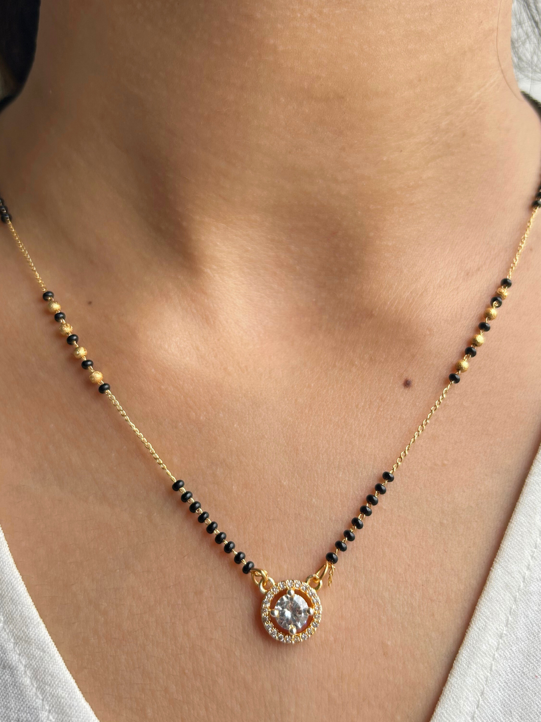 Gold pendants for mangalsutra discount