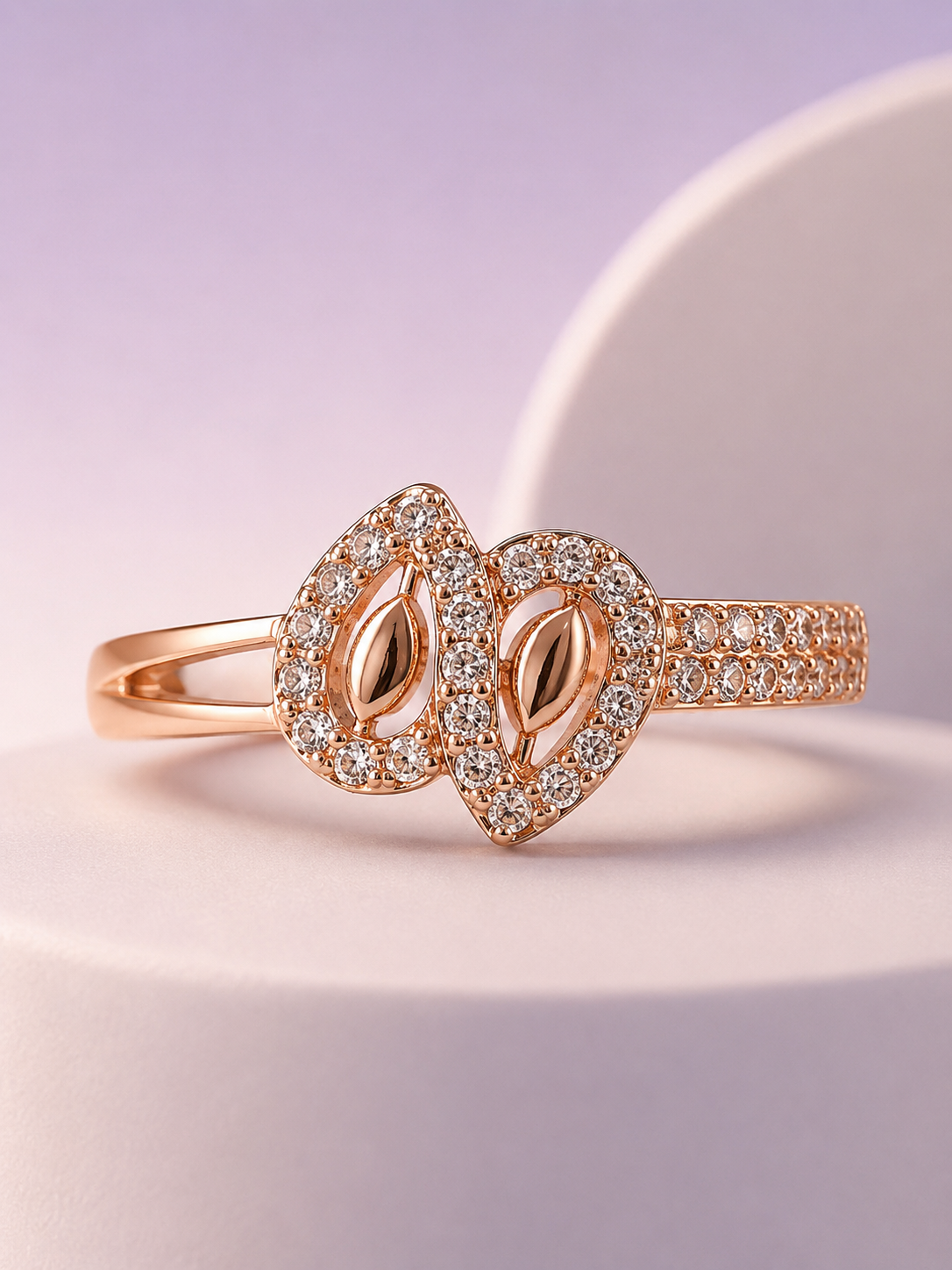 Nia Adjustable Ring