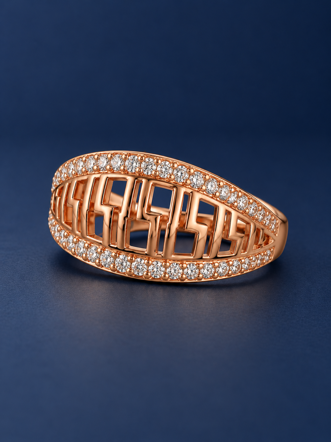 Giana Adjustable Ring