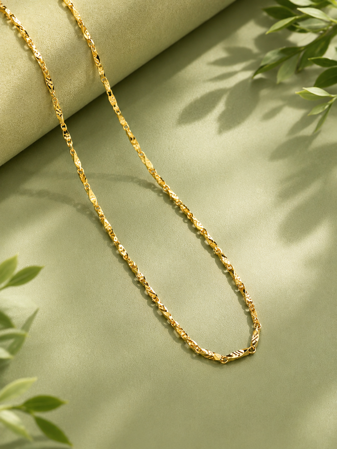 Noble Gold Chain