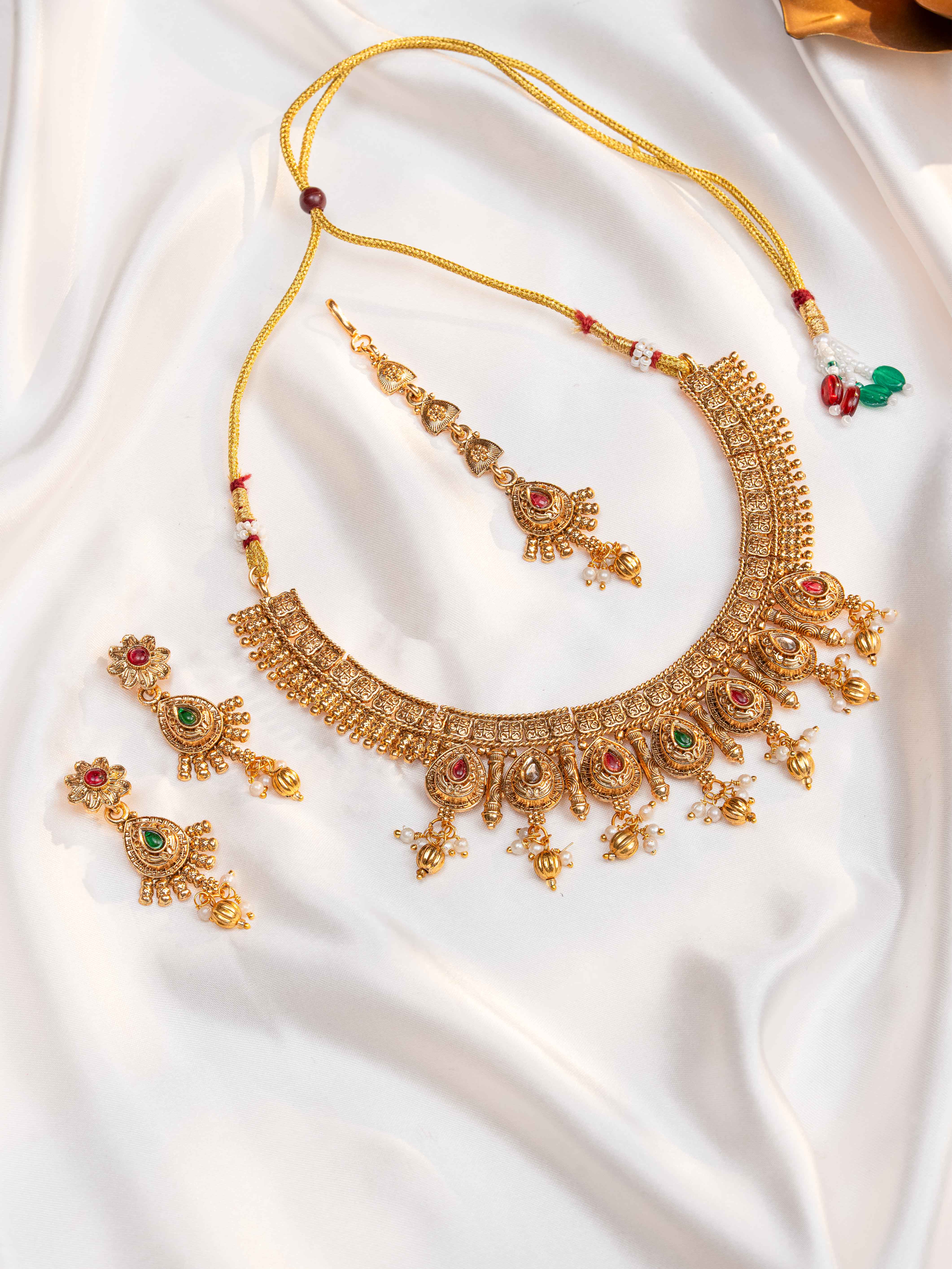 Prisha Necklace Set