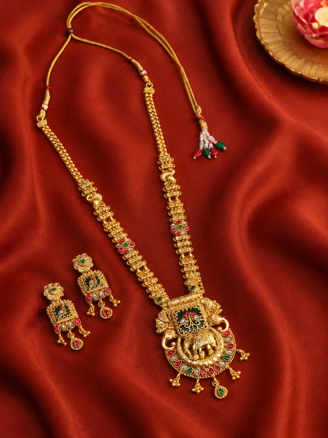 Shivani Necklace Set