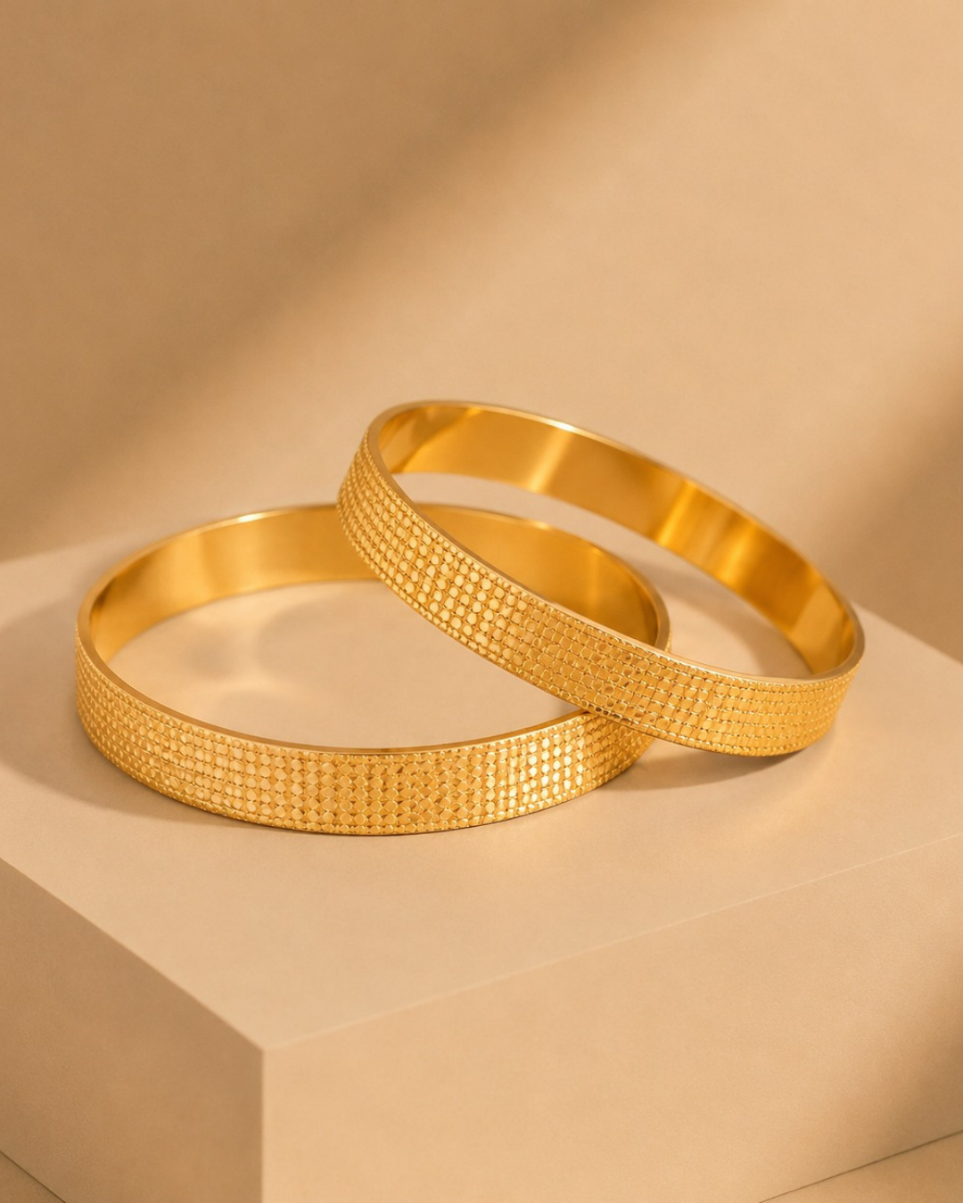 Zenvia Bangle. (Set of 2)