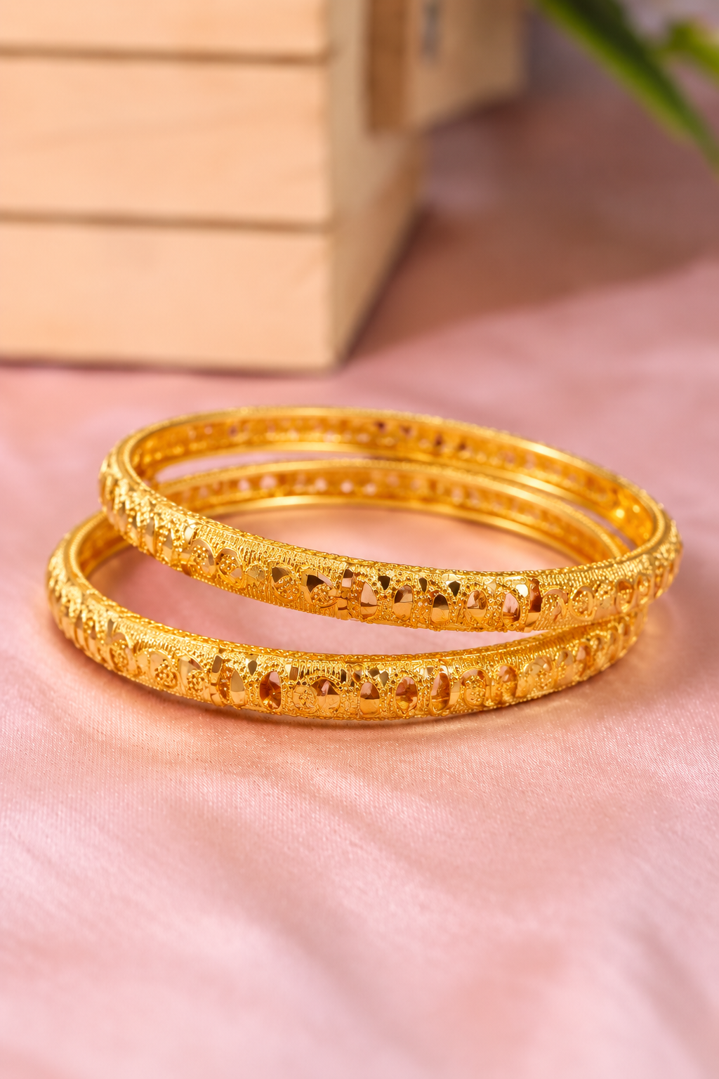 Swarnalie Bangle (Set Of 2)