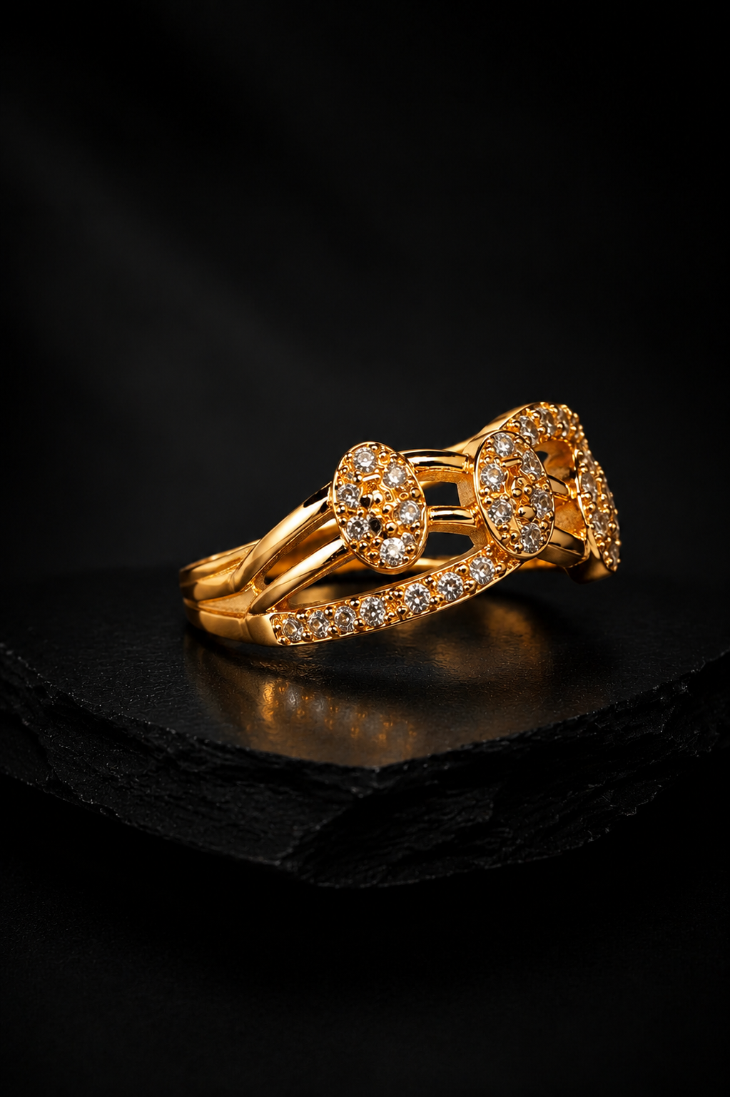 Rajvi Adjustable Ring