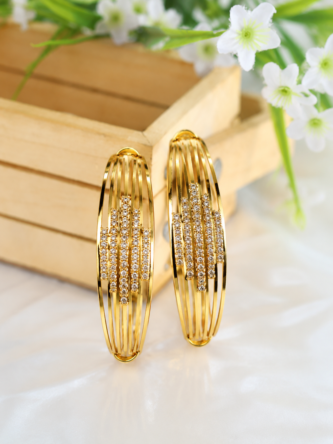 Smita Designer Bangle (Set of 2)