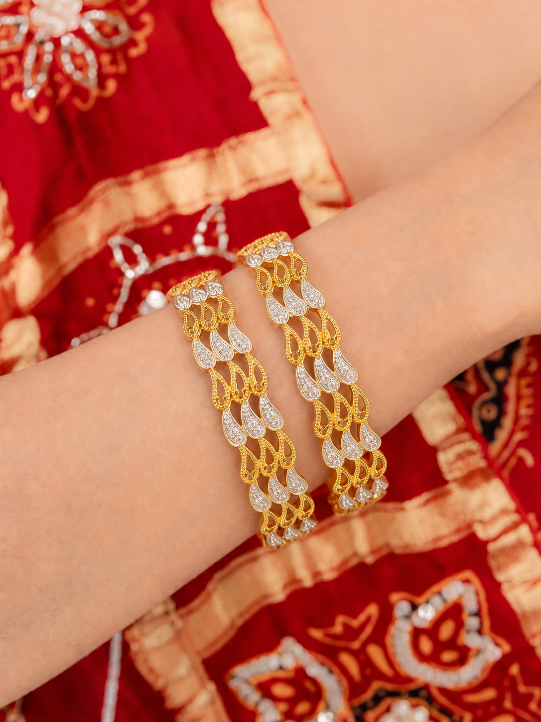 Sweksha Bangle (Set Of 2 )