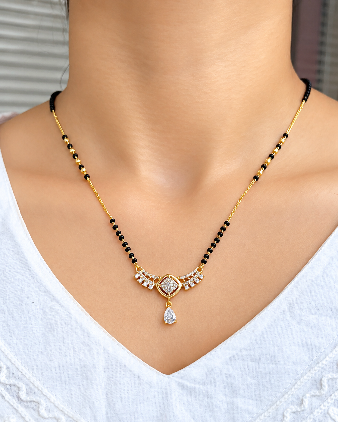 Manushi Mangalsutra