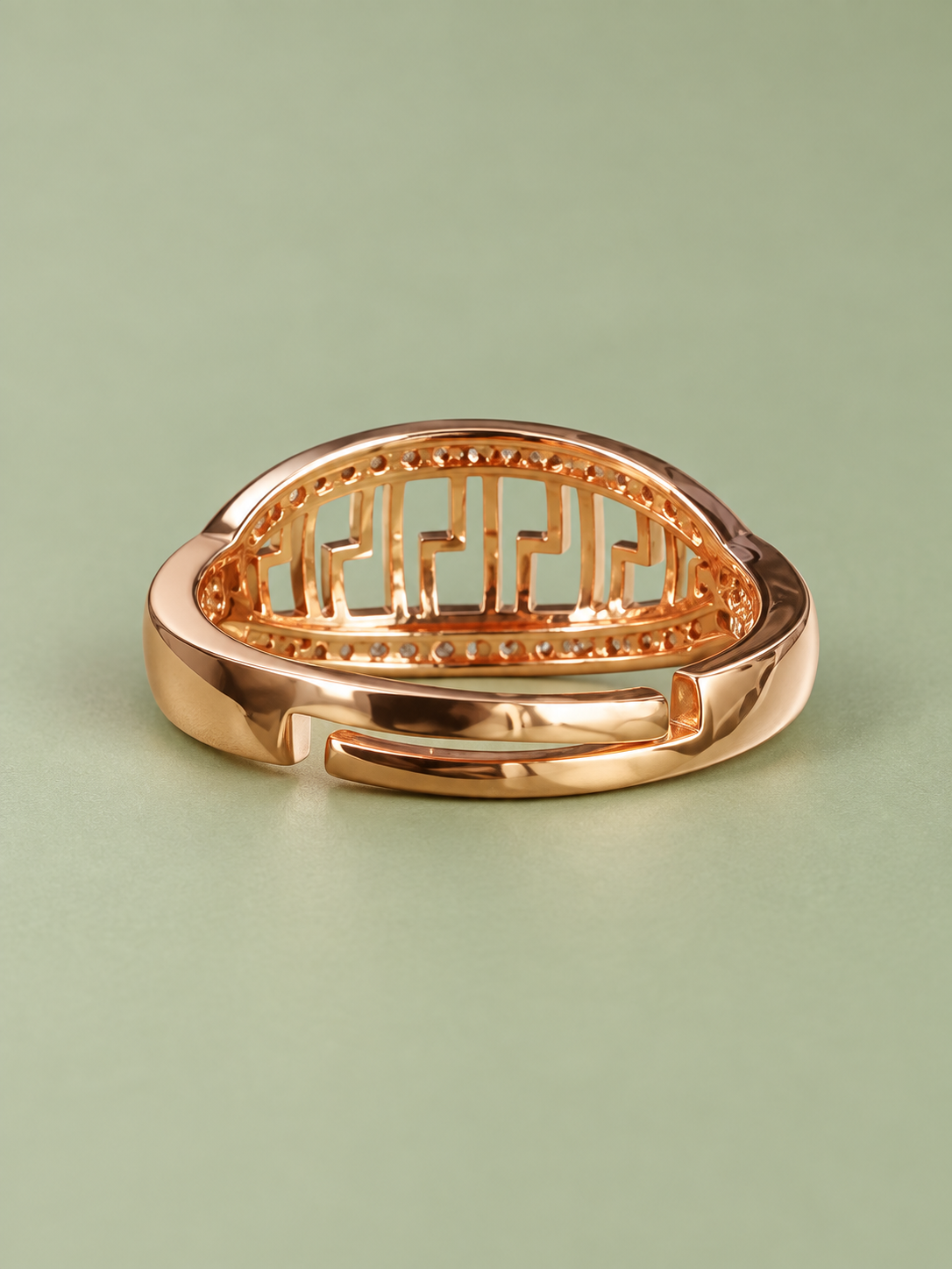 Giana Adjustable Ring