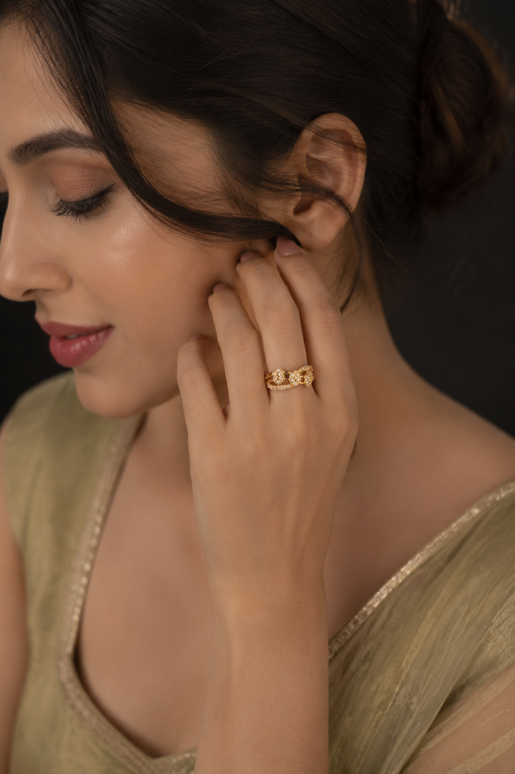 Rajvi Adjustable Ring
