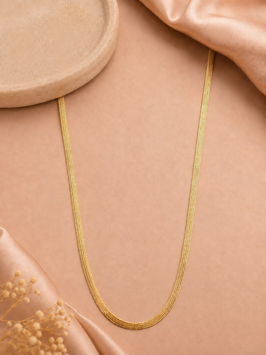 Ruhika Gold Chain