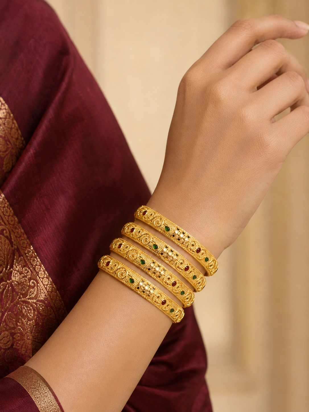 Pinal Bangle (Set of 4)