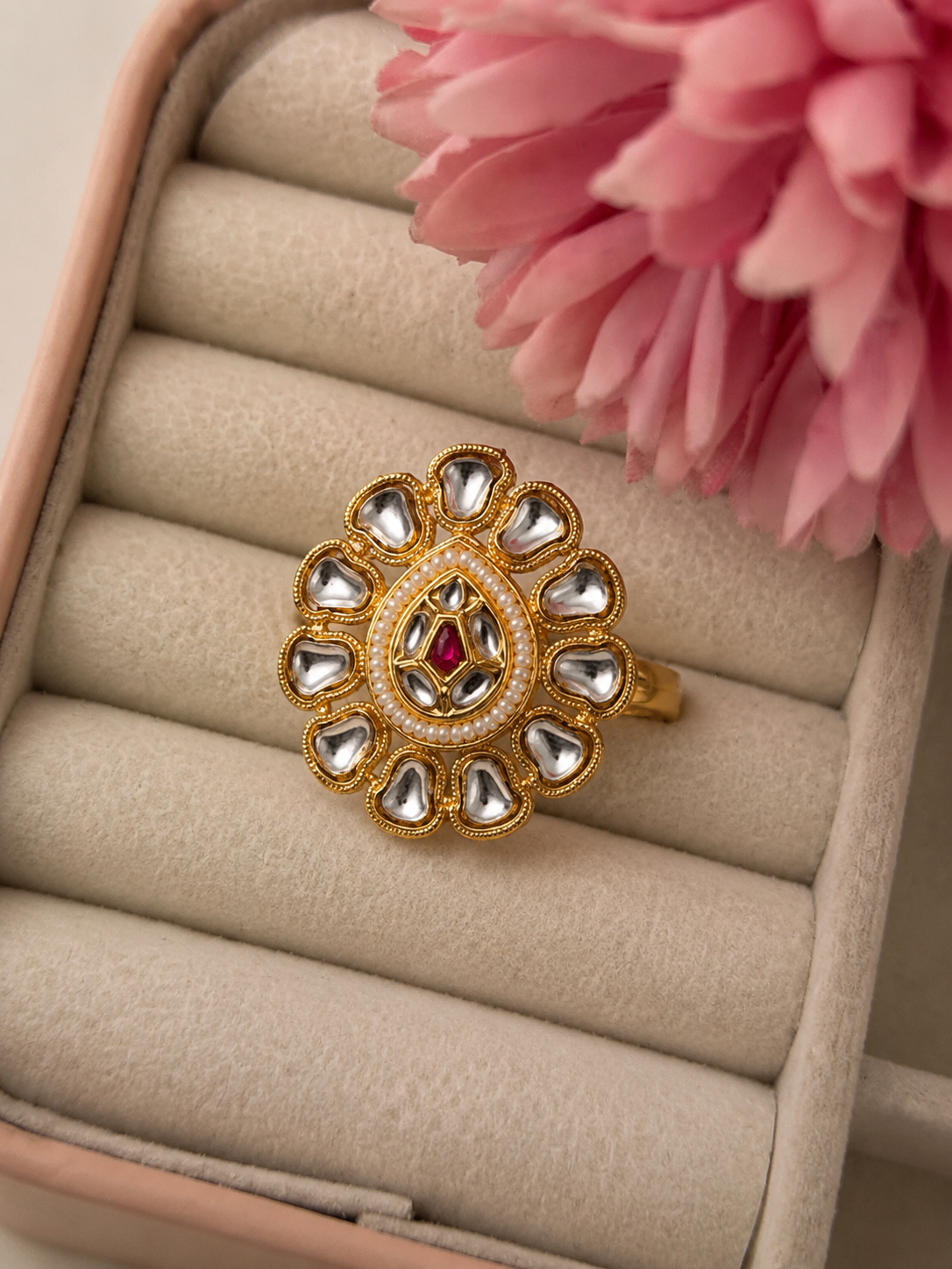 Yashi Adjustable Ring
