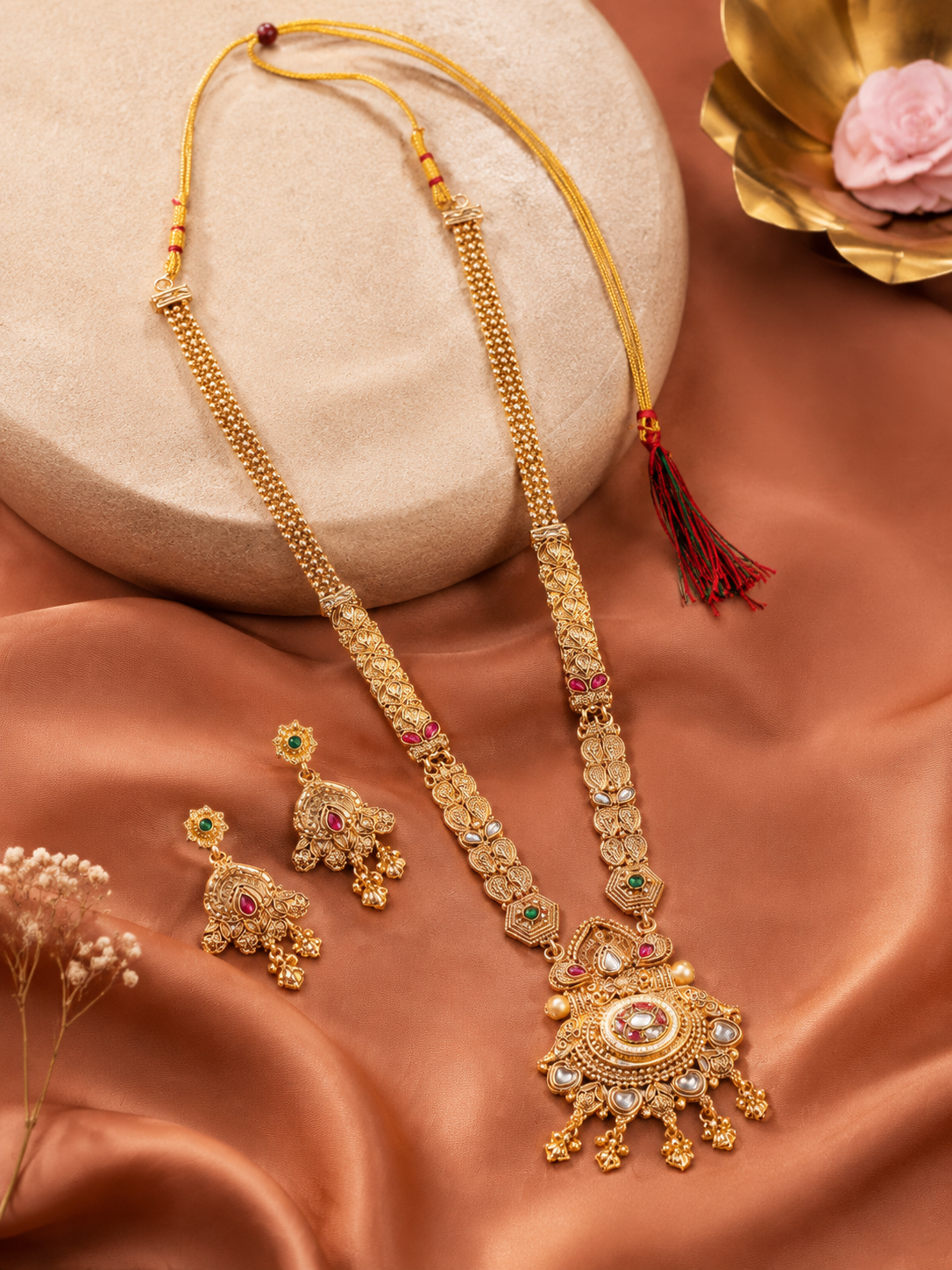 Rupal Necklace Set