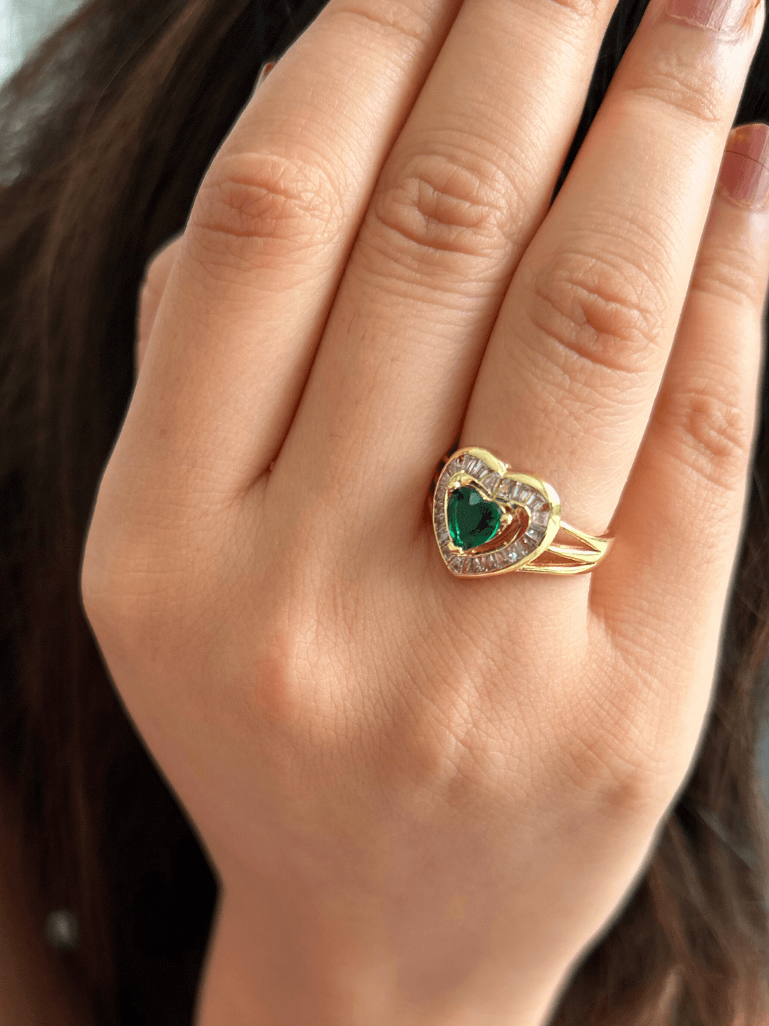 Emerald Heart Ring - Zeraki Jewels