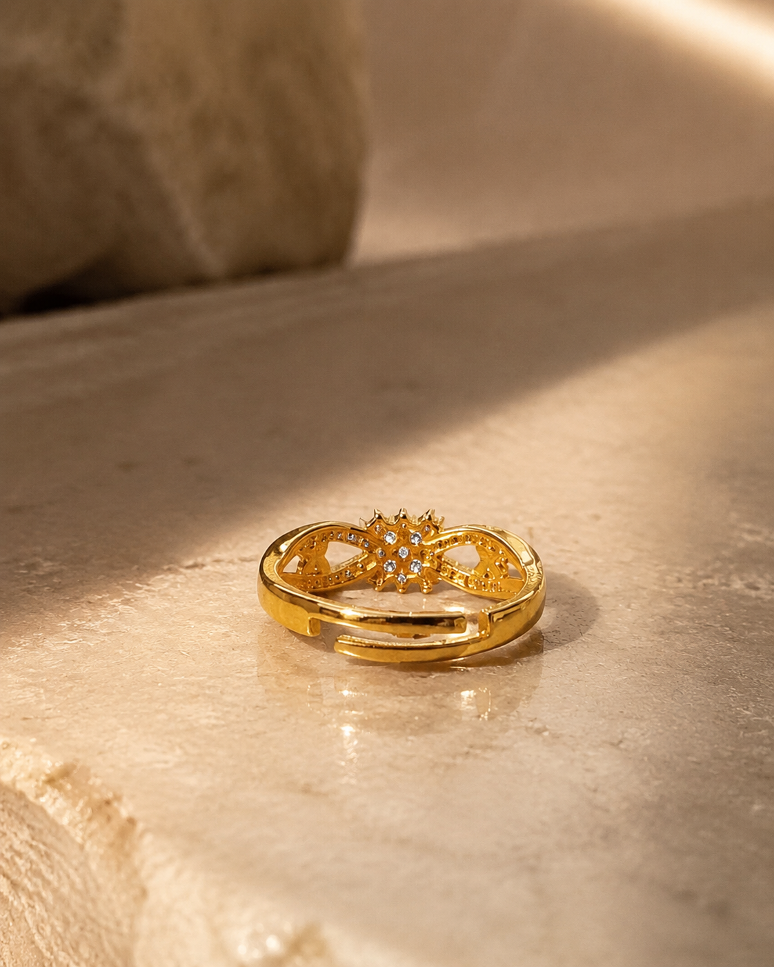 Raha Adjustable Ring