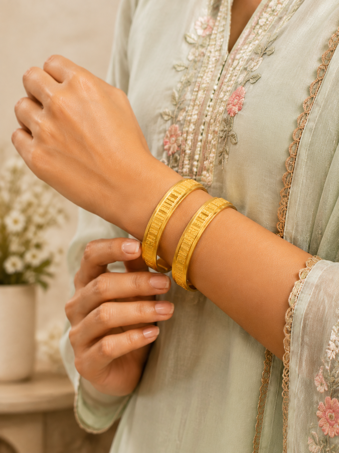 Padma Bangle (Set of 2)