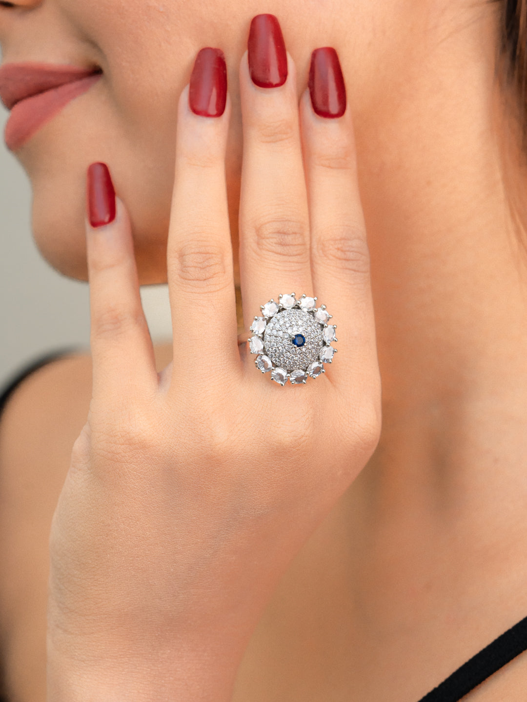 Aashna Adjustable ring
