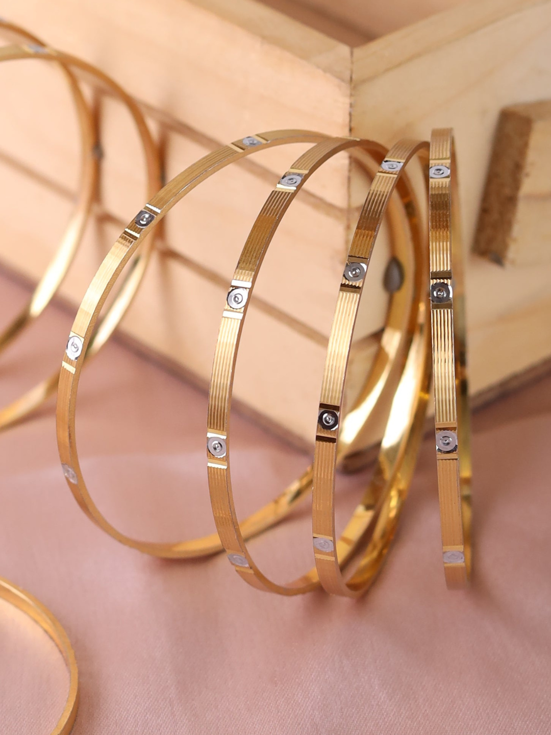 Anusha Designer Bangle ( Set of 8 )