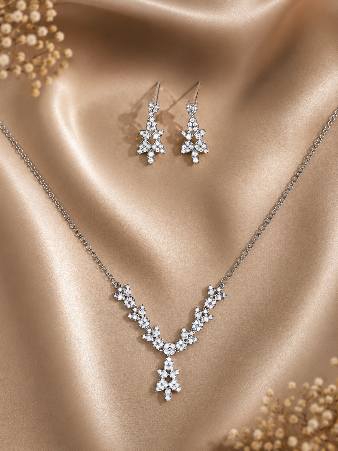 Alya Silver Necklace Set
