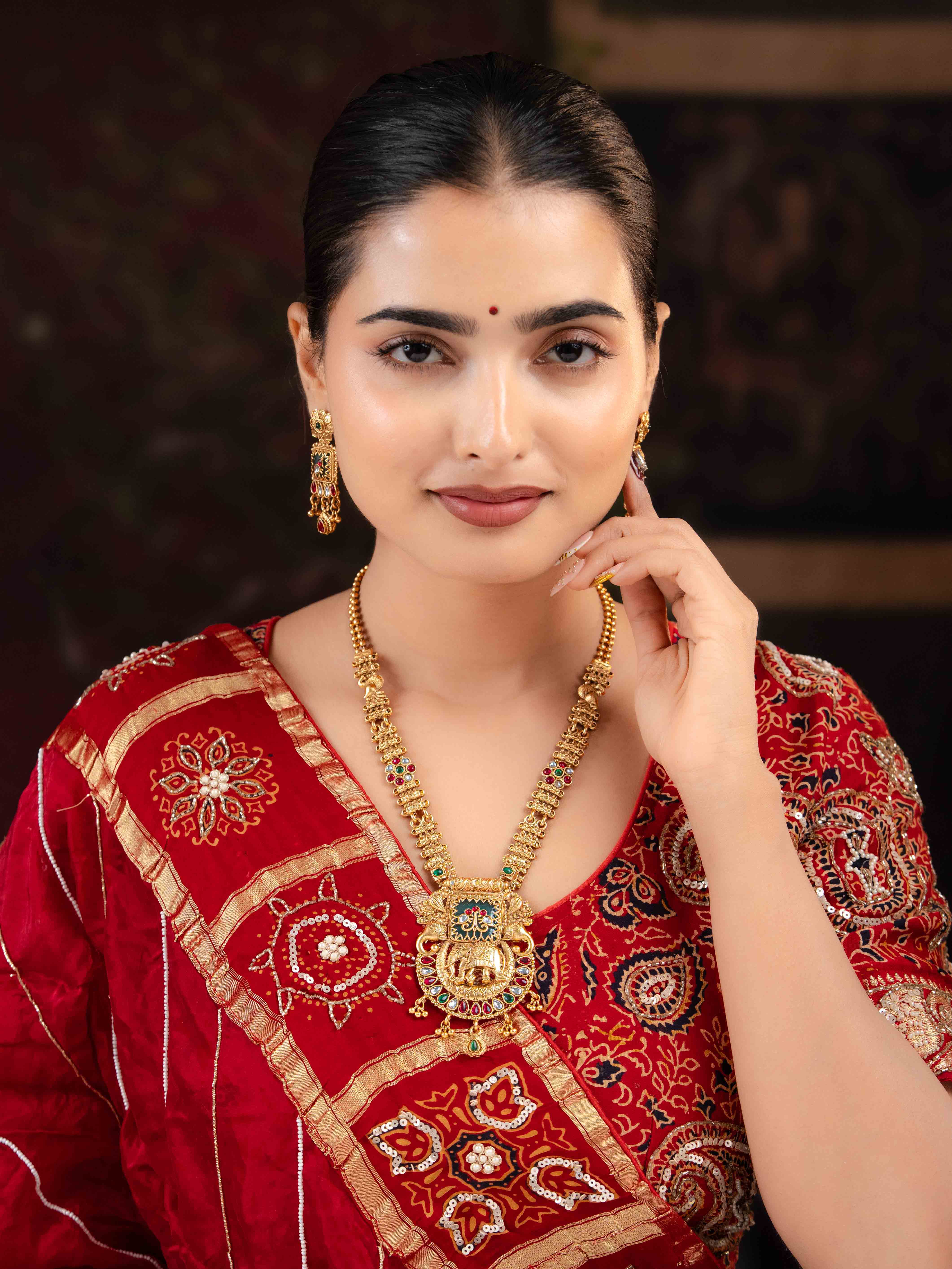 Shivani Necklace Set