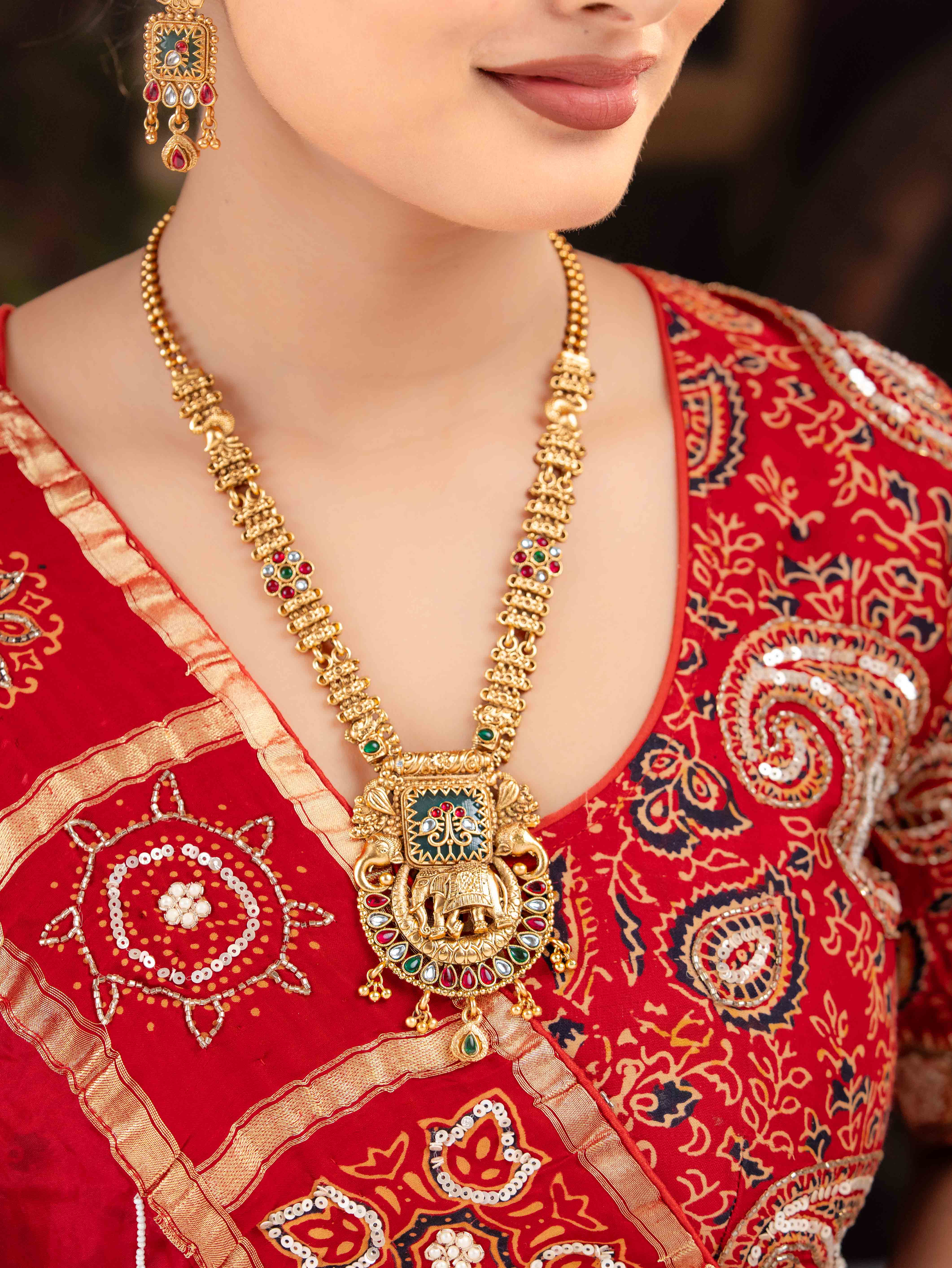 Shivani Necklace Set
