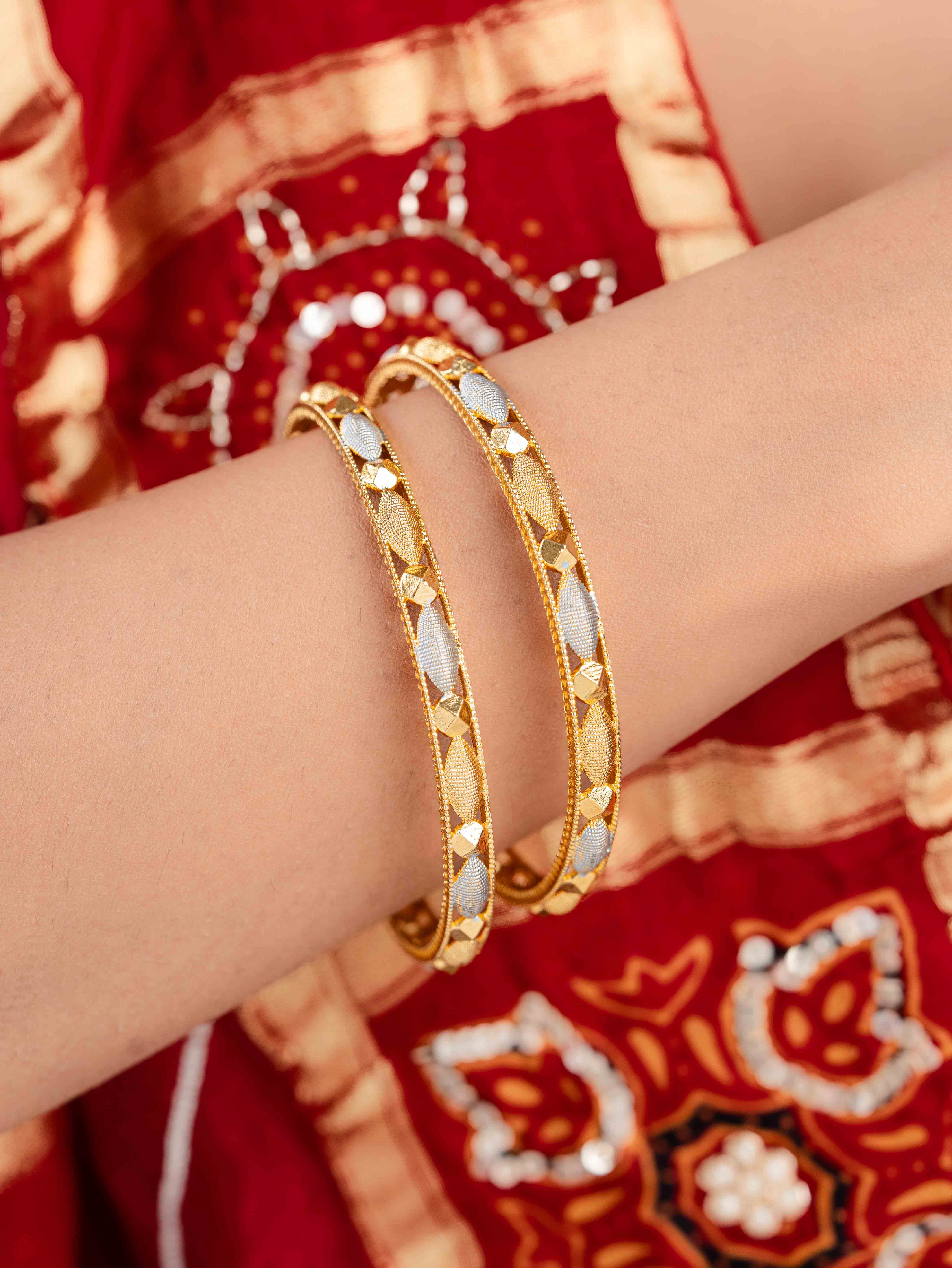 Yuvika Bangle (Set Of 2)