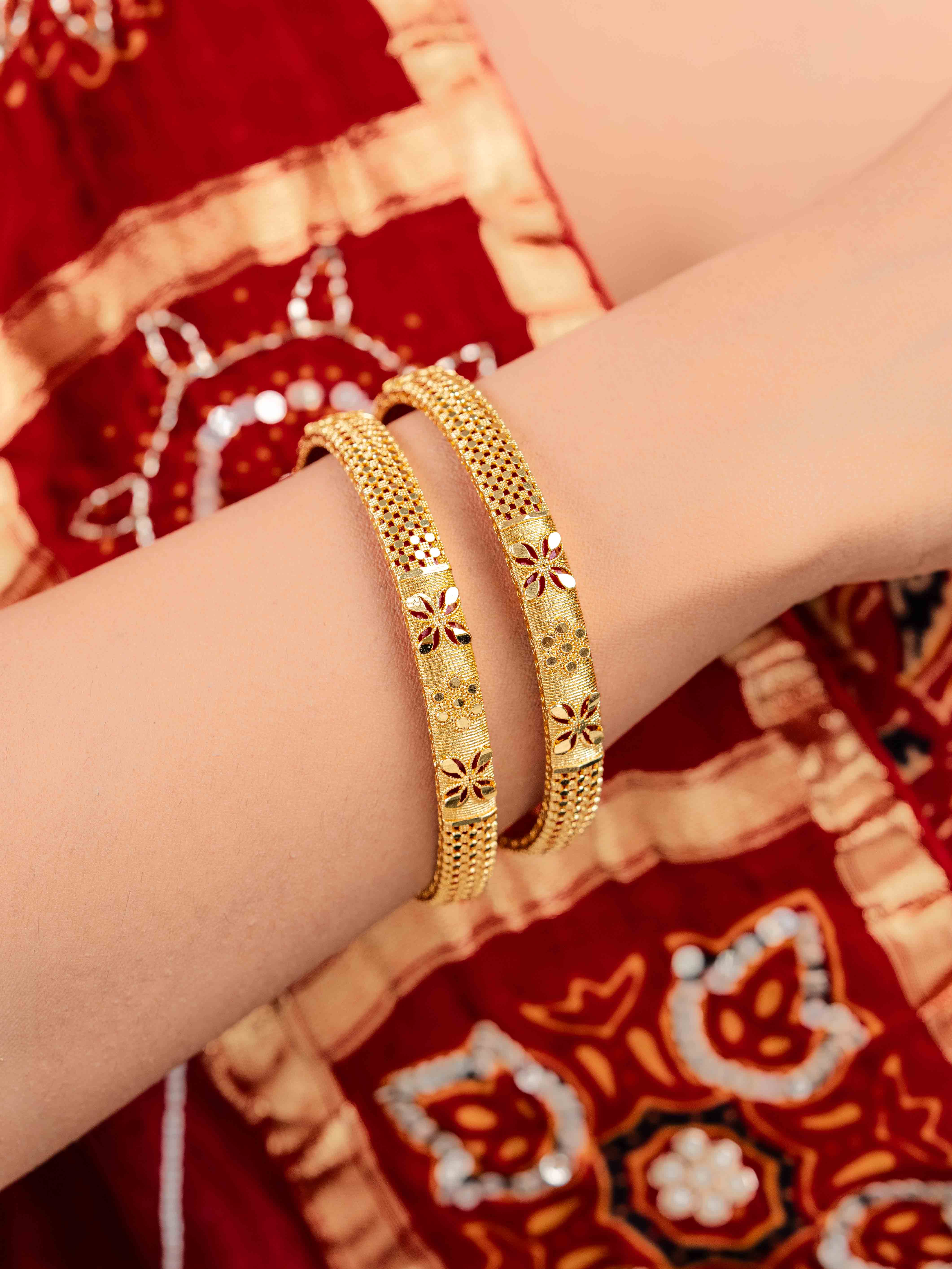 Urvi Bangle (Set of 2)