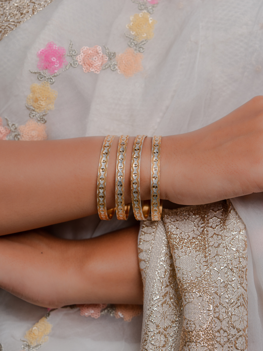 Esha Bangle ( Set Of 4)