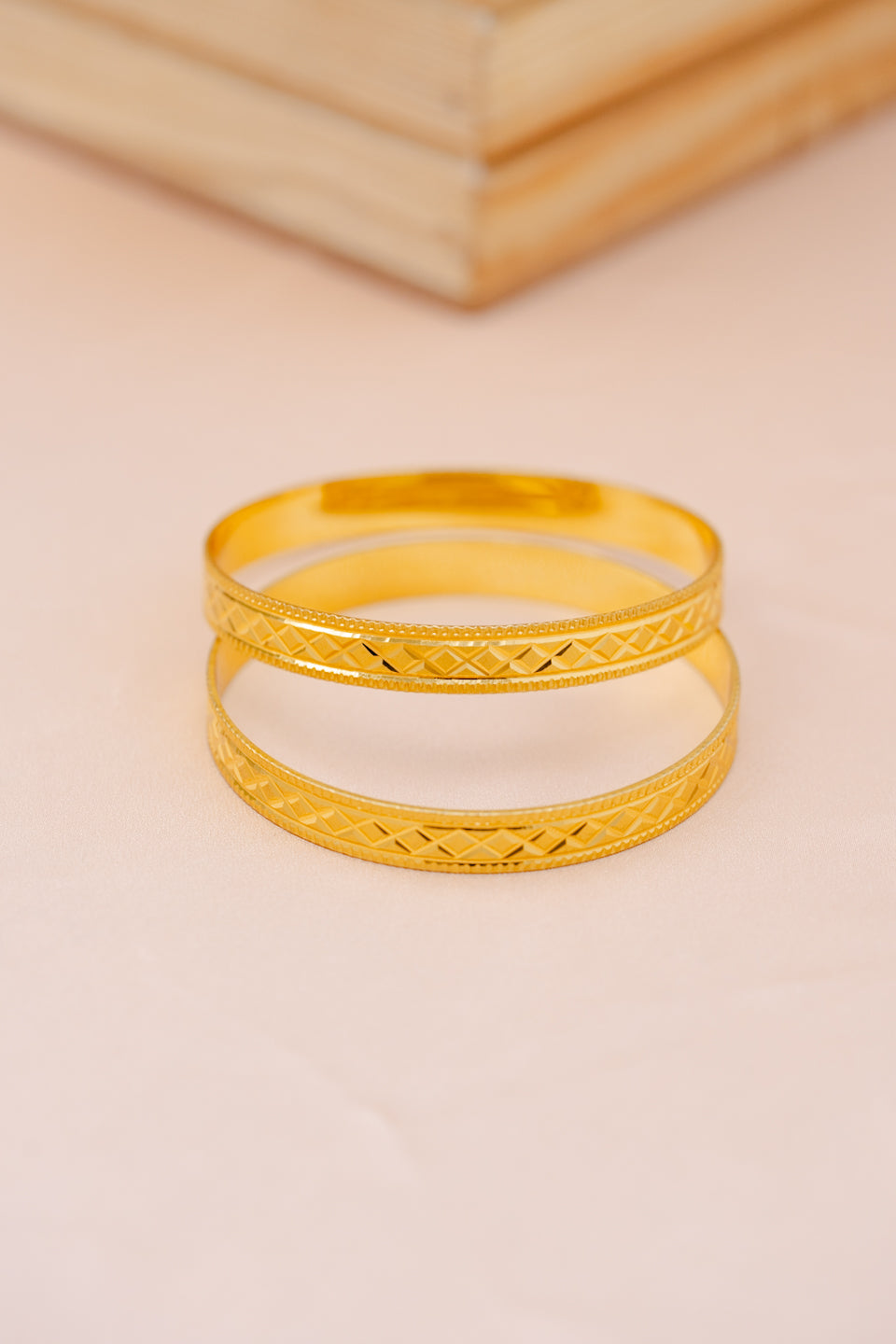 Akshita Bangle (Set Of 2)