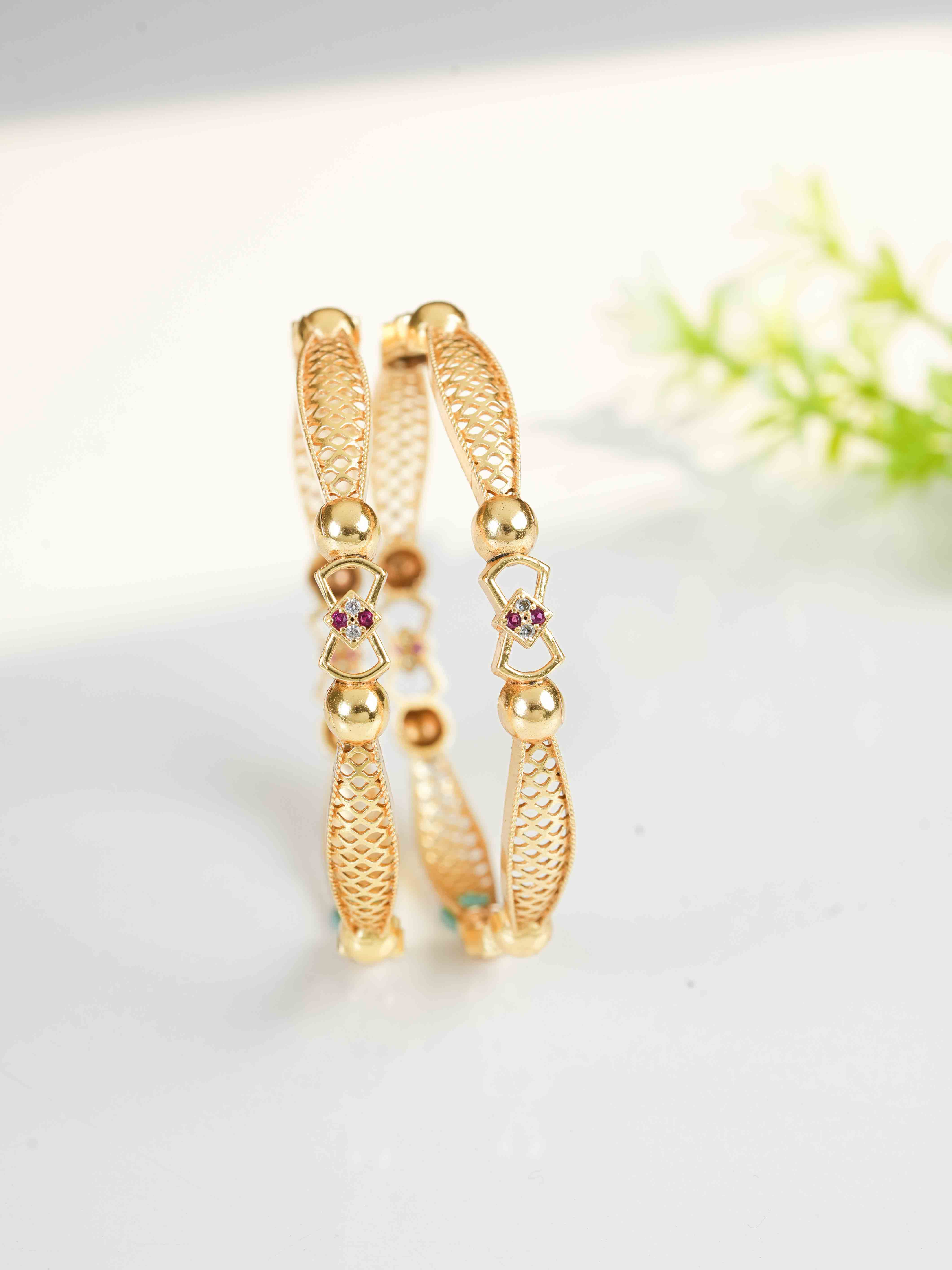 Anika Bangle ( Set of 2)