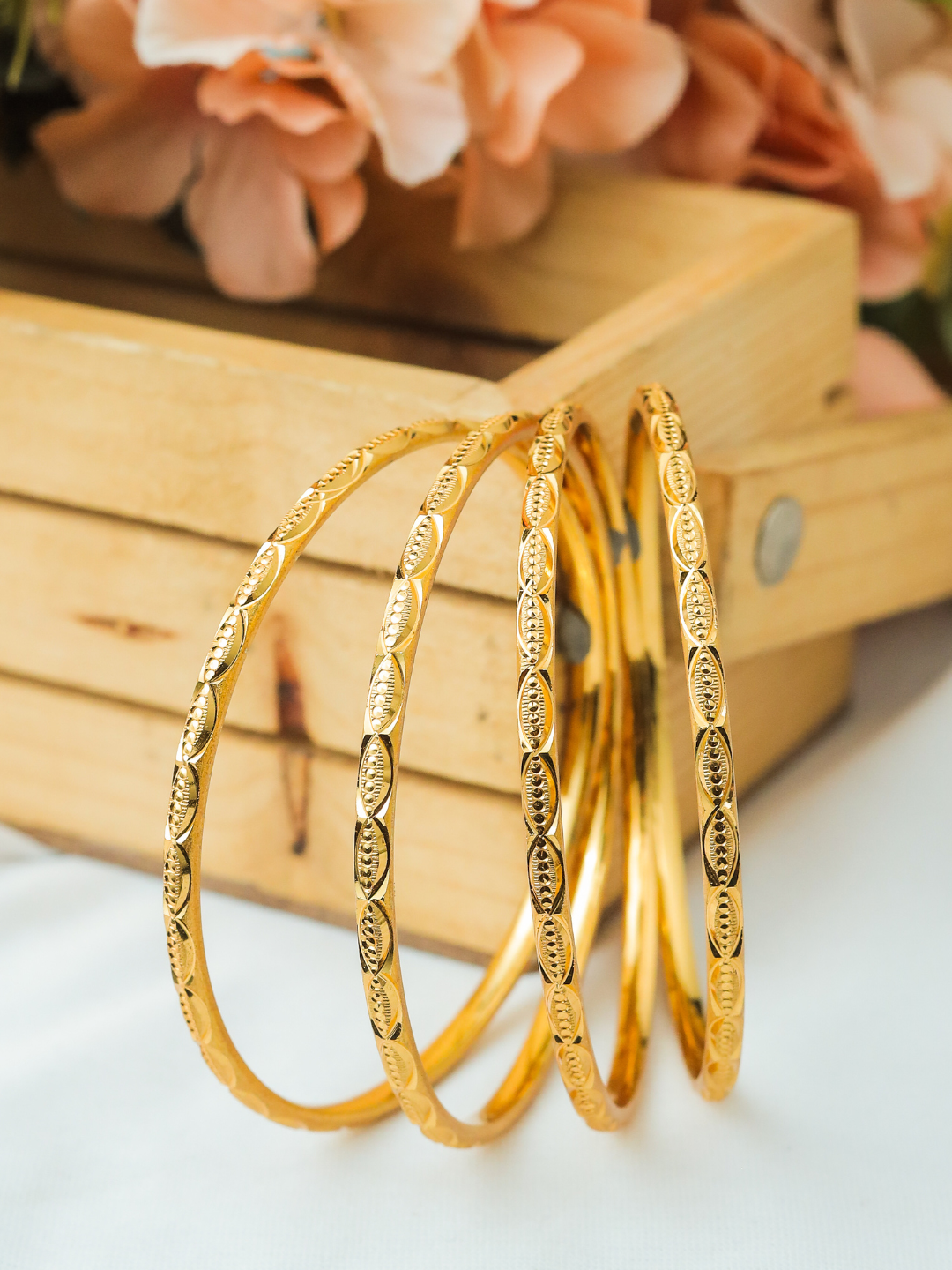 Apsara Bangle. (Set of 4)