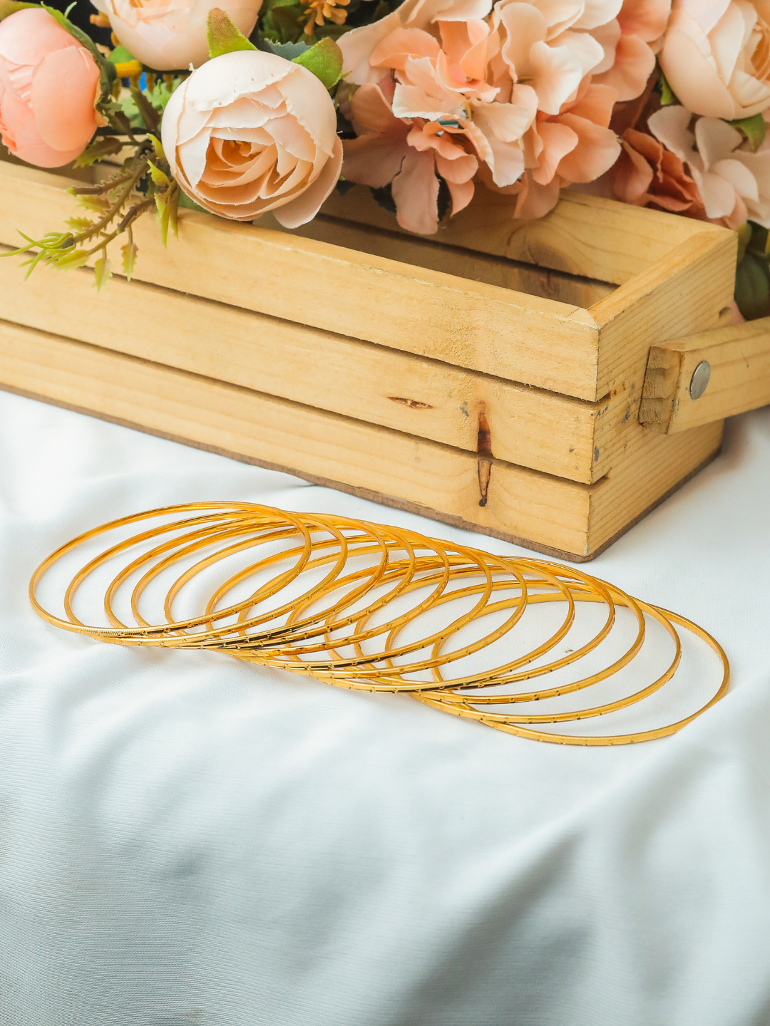 Prajkta Bangle. (Set of 8)