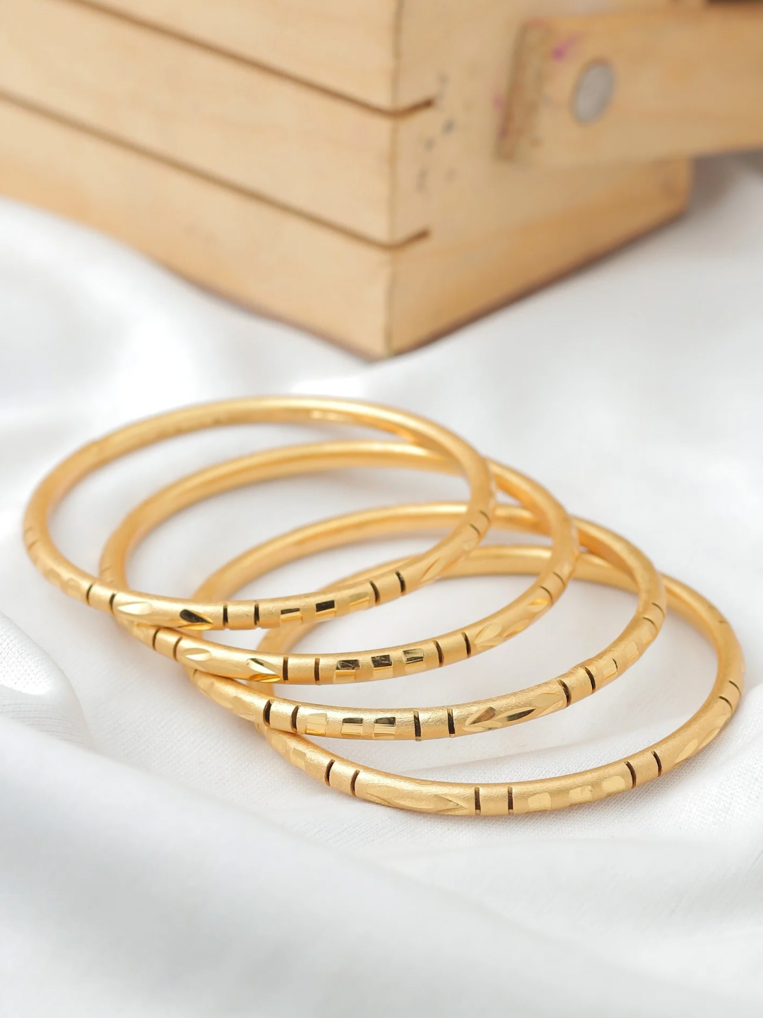 Harvi Bangle ( Set of 4 )