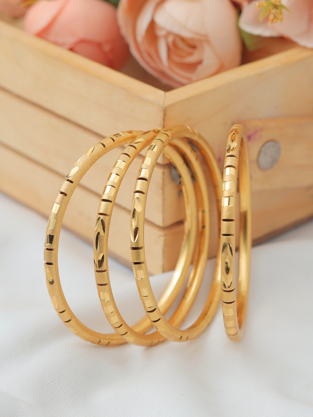 Harvi Bangle ( Set of 4 )